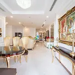 Modern Elegance In Central Park