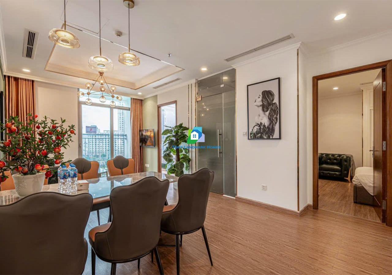 Modern Elegance In Park TP. Hồ Chí Minh